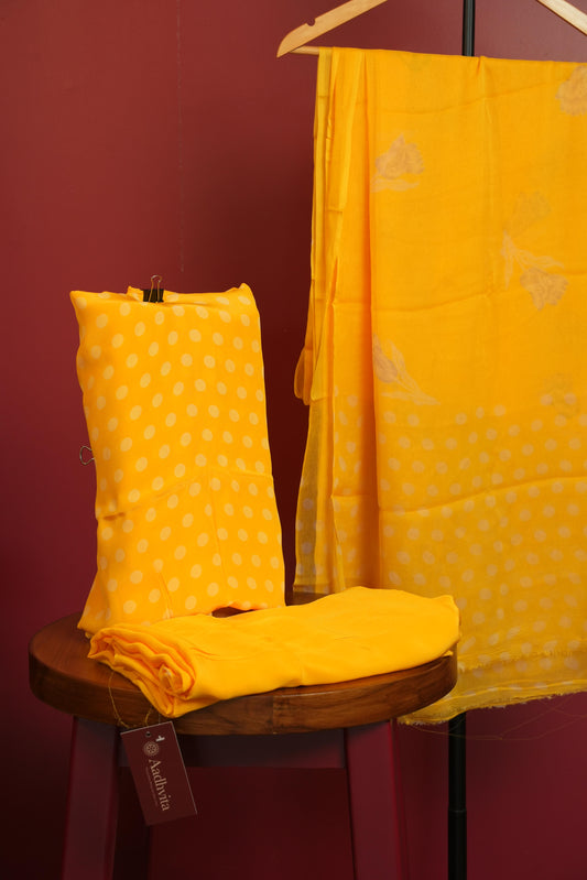 Crepe 3 pc Suit